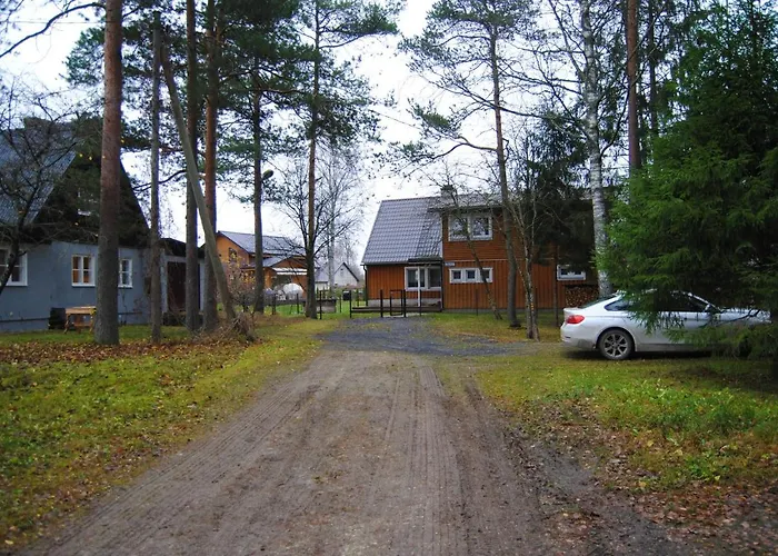 Tueri Holiday Home, A Simple House