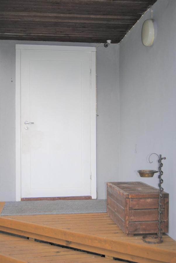 Home, A Simple House *